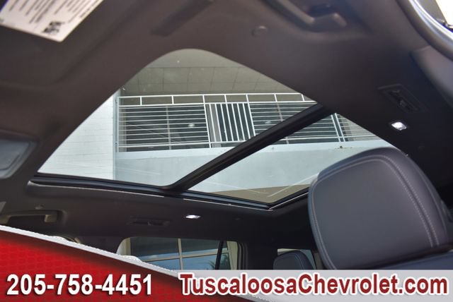 New 2027 Chevrolet Traverse LT w/ Sun and Wheel Package FWD image 18