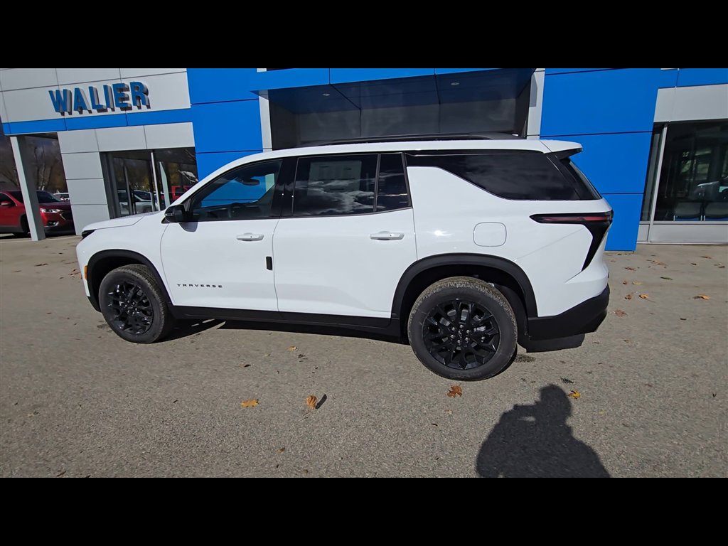 New 2026 Chevrolet Traverse LT w/ Midnight/Sport Edition image 6