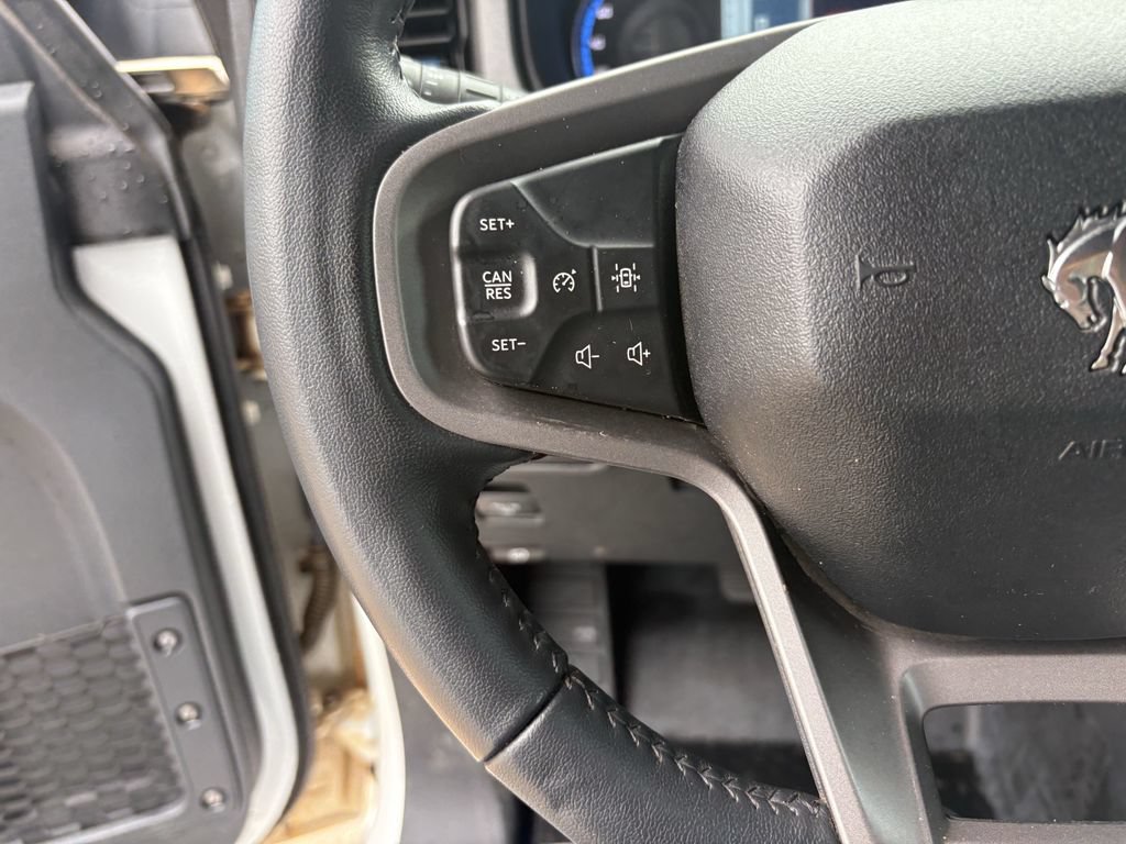 Used 2024 Ford Bronco Black Diamond AWD/4WD image 15