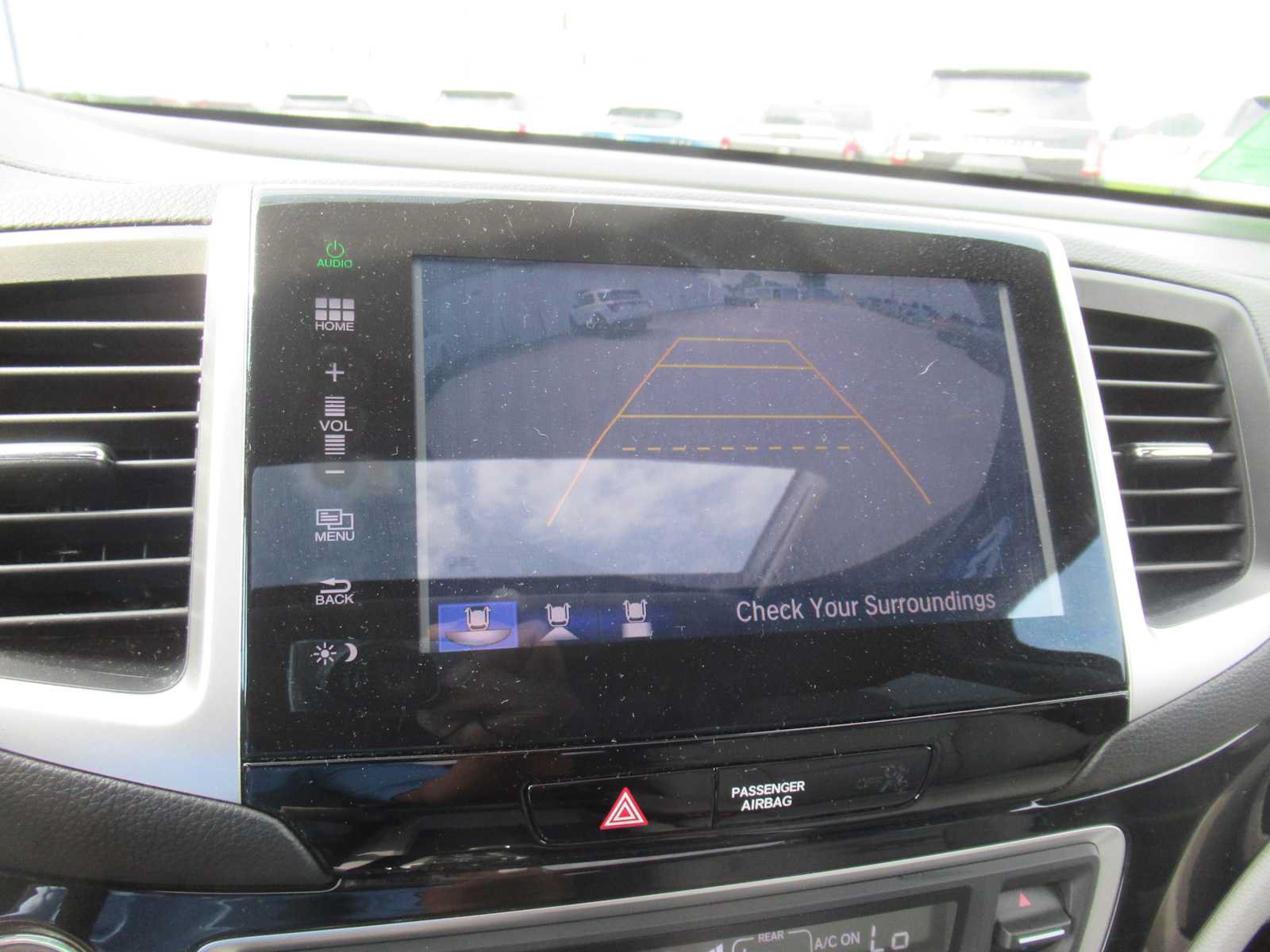 Used 2016 Honda Pilot Touring image 30