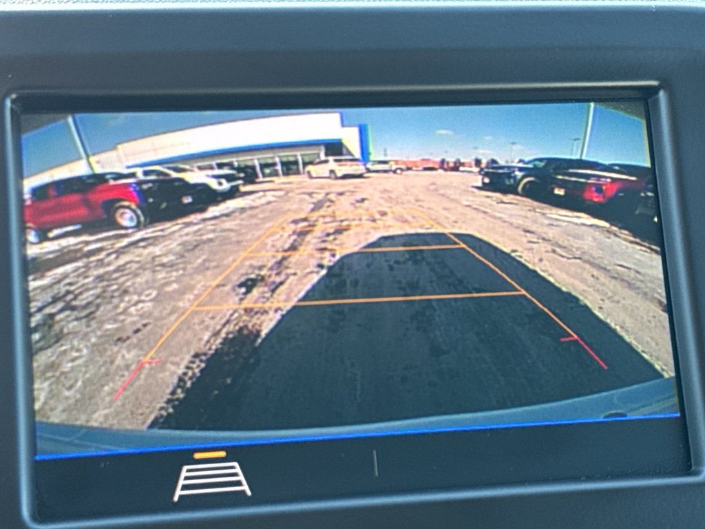 Used 2020 Chevrolet Equinox LT image 18