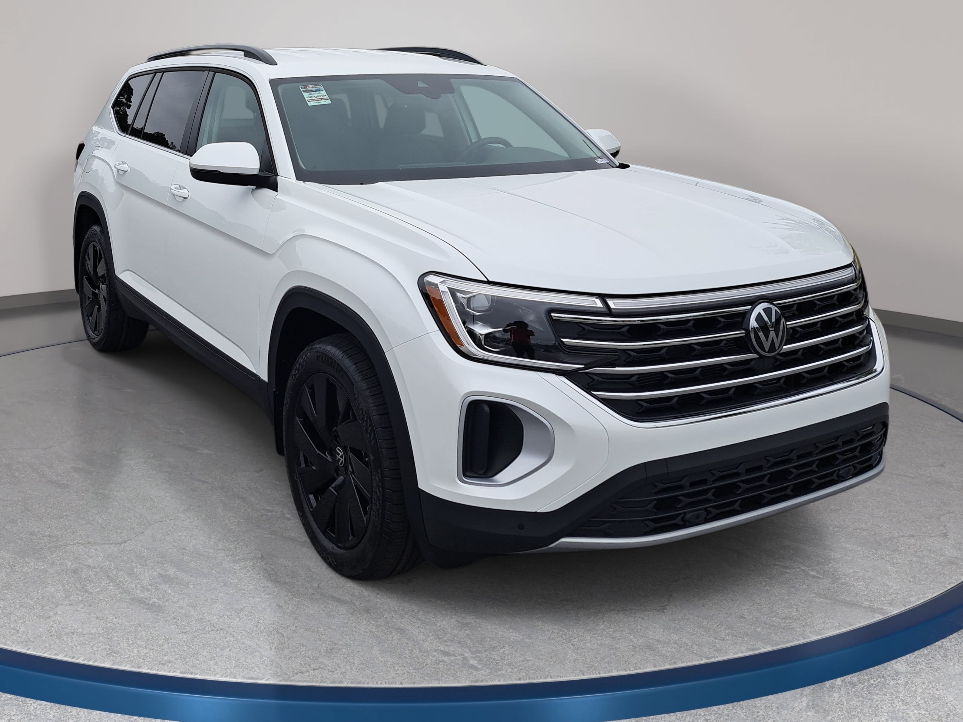 New 2026 Volkswagen Atlas SE FWD image 3