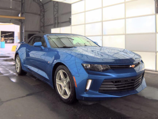 Used 2017 Chevrolet Camaro LT RWD image 4