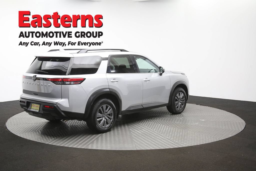 Used 2025 Nissan Pathfinder SV FWD image 47