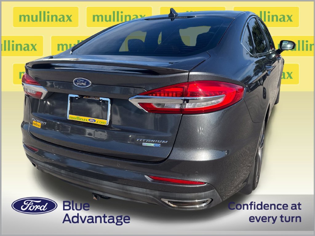Used 2019 Ford Fusion Titanium AWD/4WD image 4