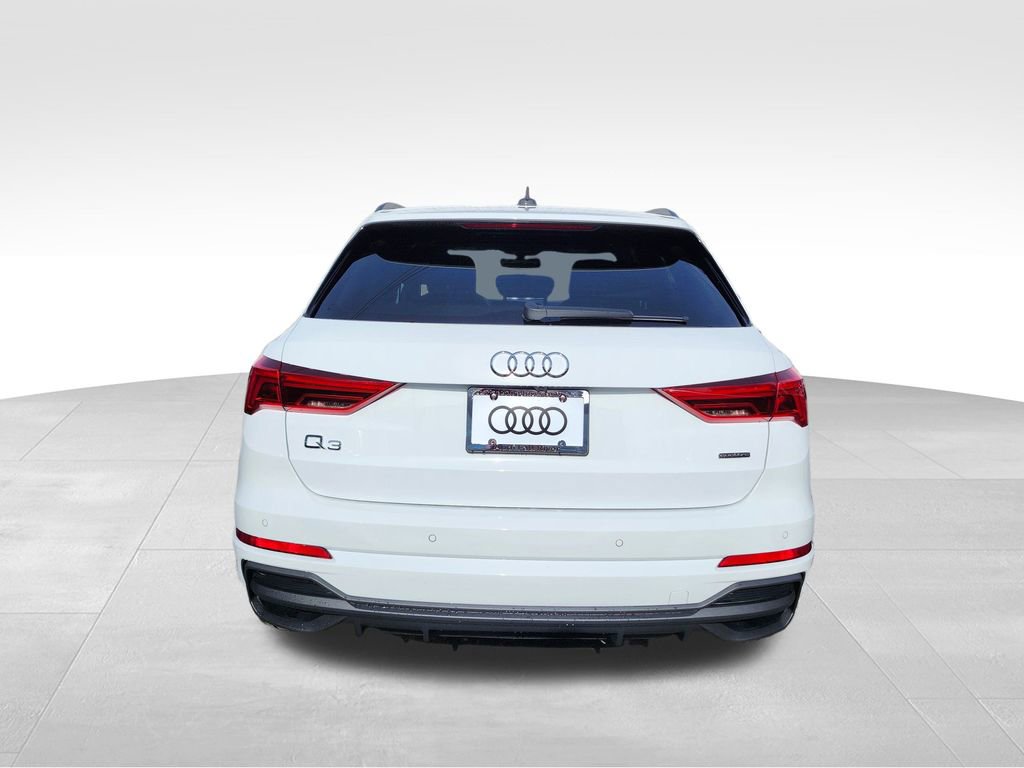 New 2025 Audi Q3 2.0T Premium image 6