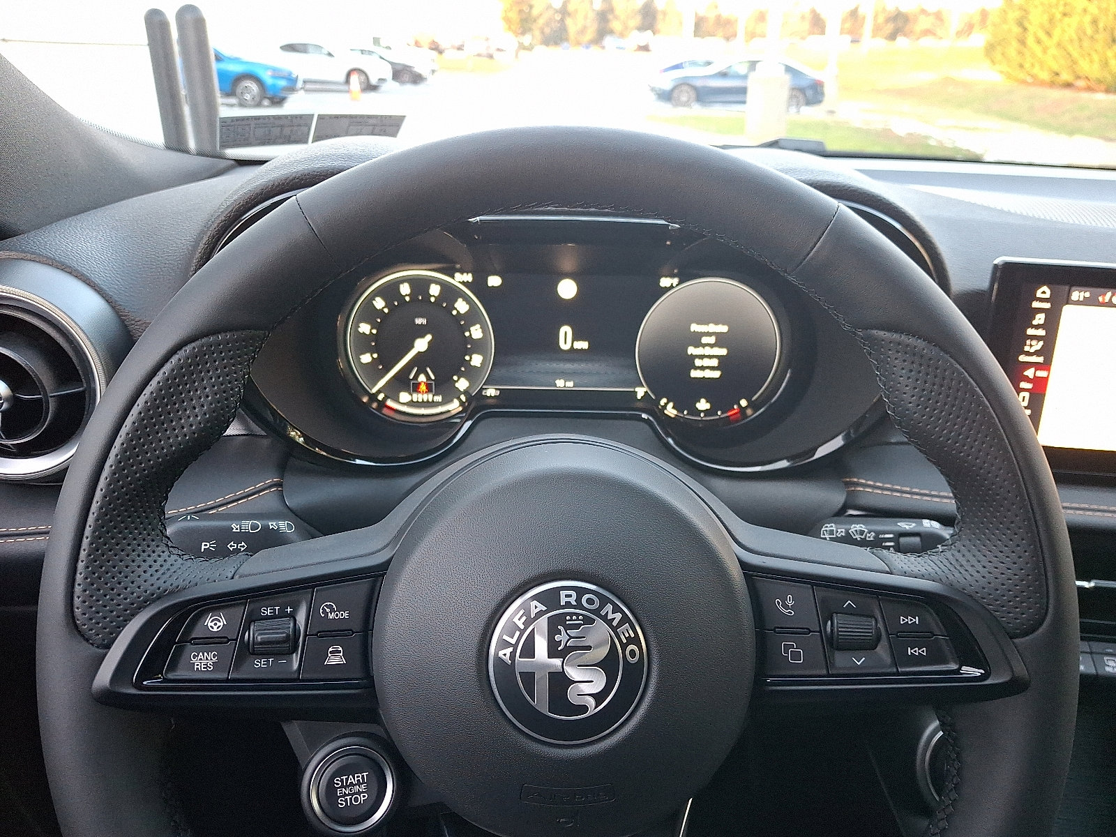 New 2025 Alfa Romeo Tonale w/ Premium Package image 9