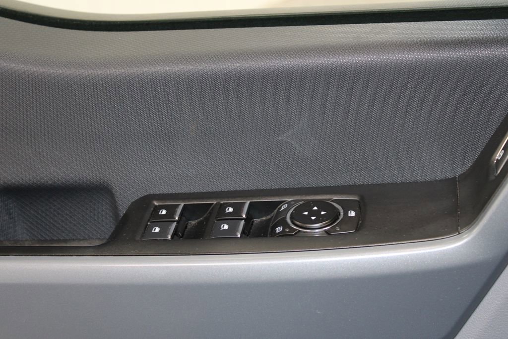 Used 2023 Ford F150 XLT w/ XTR Package image 38