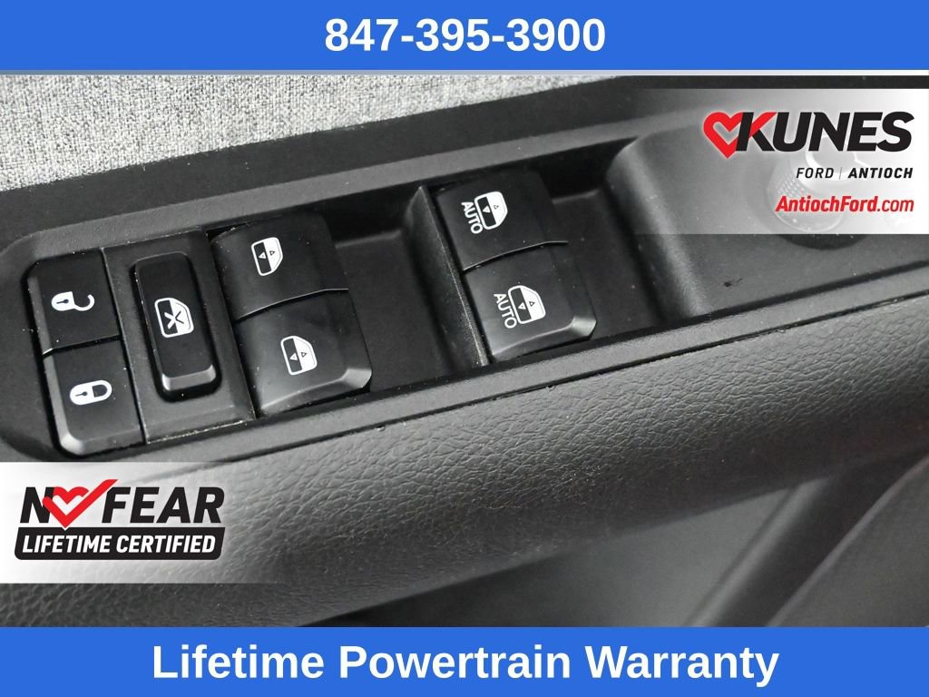 Used 2024 Jeep Compass Latitude w/ Altitude Special Edition image 19