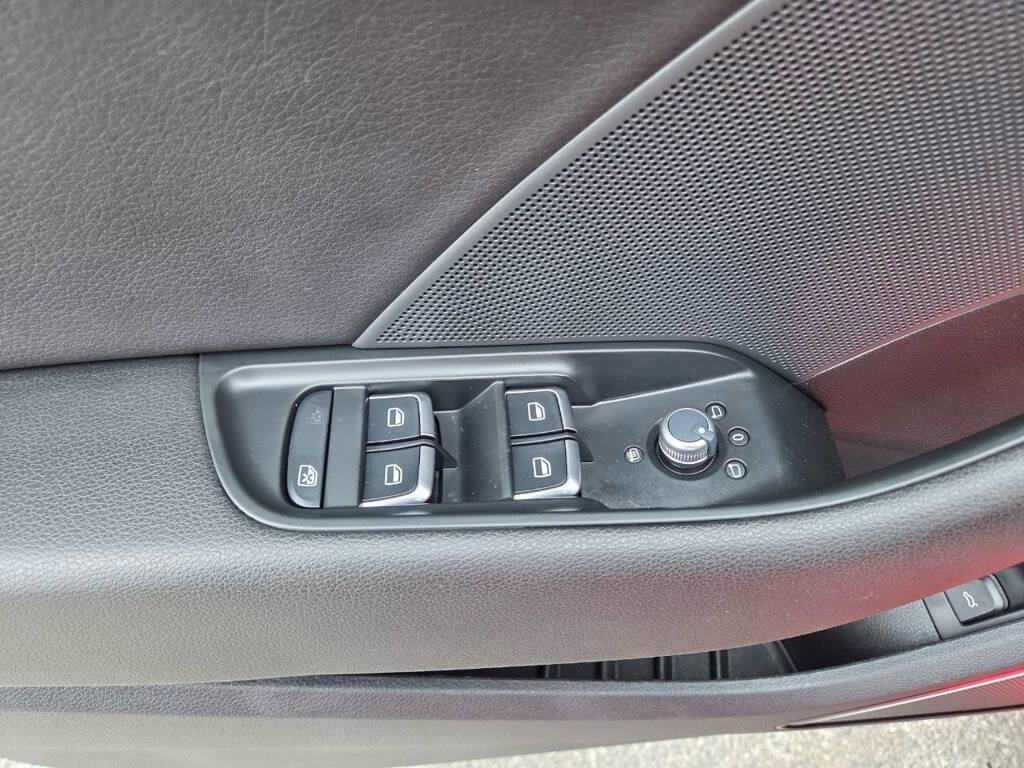 Used 2016 Audi S3 Premium Plus AWD/4WD image 27