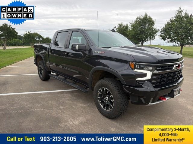 Used 2022 Chevrolet Silverado 1500 ZR2 w/ Technology Package AWD/4WD image 1