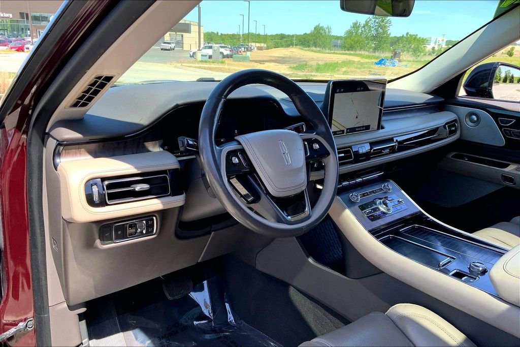 Used 2020 Lincoln Aviator Reserve w/ Equipment Group 202A AWD/4WD image 13