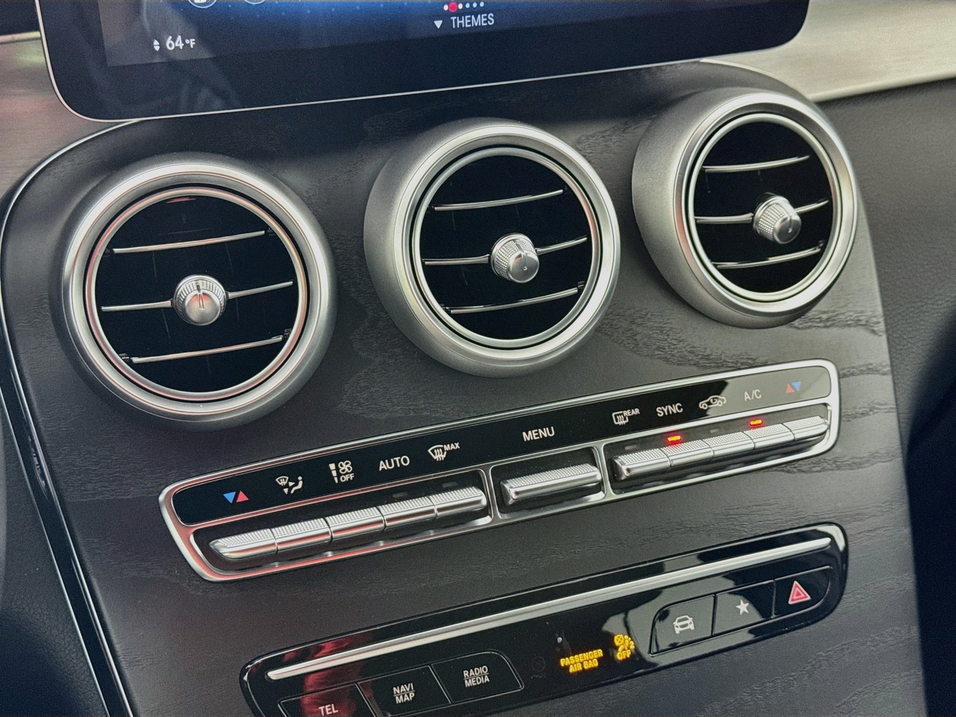 Used 2022 Mercedes-Benz GLC 300 image 16