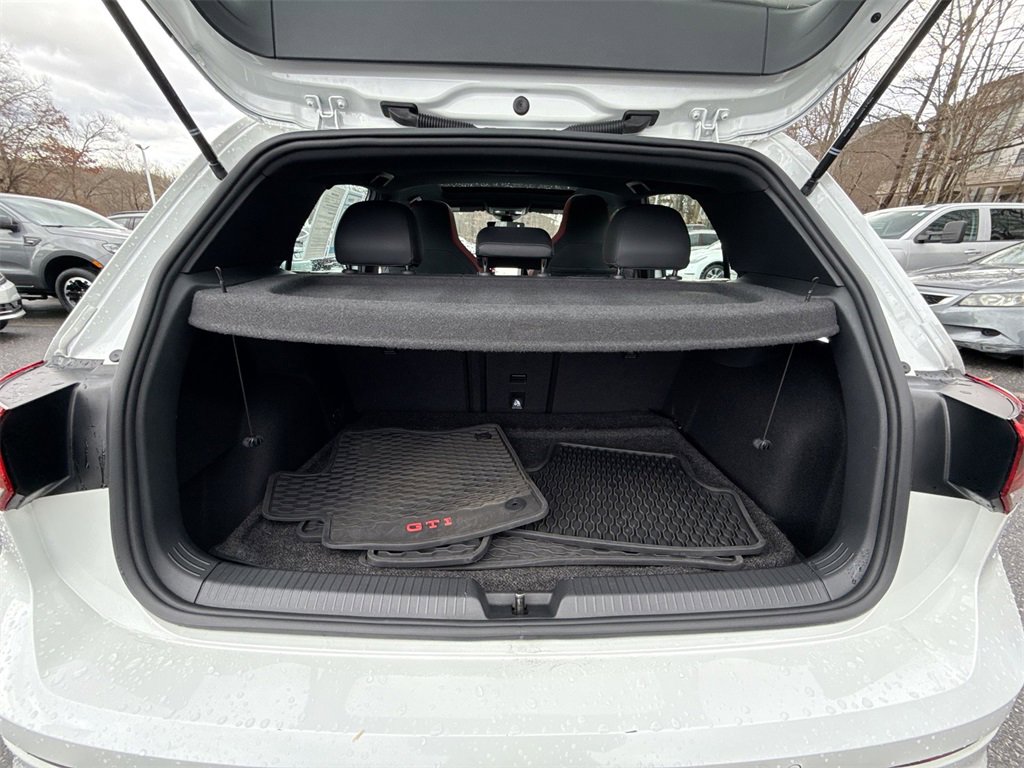Used 2023 Volkswagen GTI Autobahn image 21