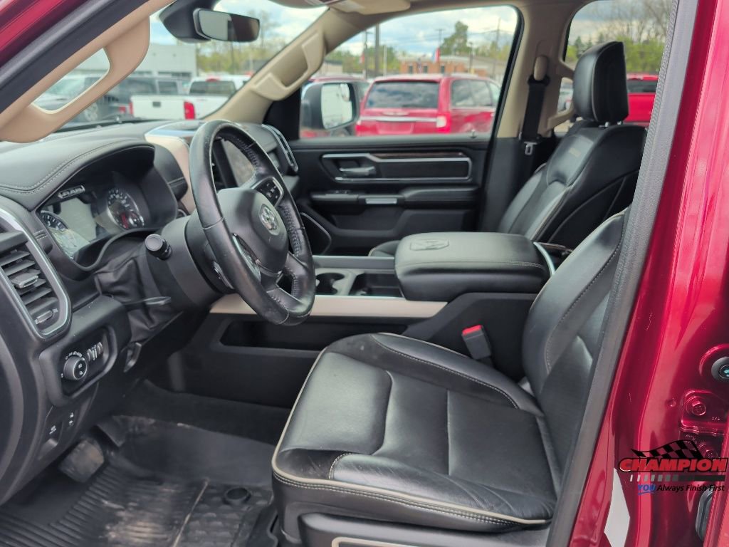 Used 2019 RAM 1500 Laramie AWD/4WD image 14