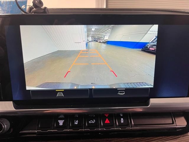 Used 2024 Chevrolet Silverado 2500 LT image 27