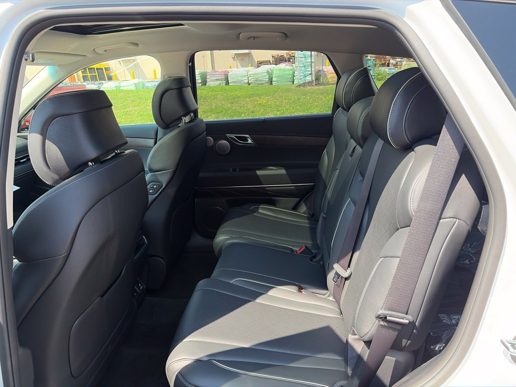 New 2027 Genesis GV80 2.5T Advanced AWD/4WD image 14