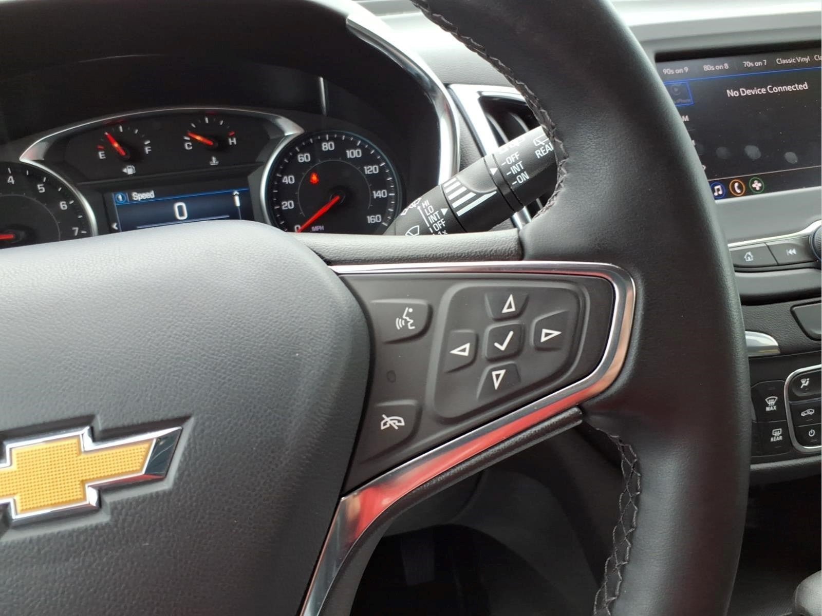 Used 2024 Chevrolet Equinox LT FWD image 16