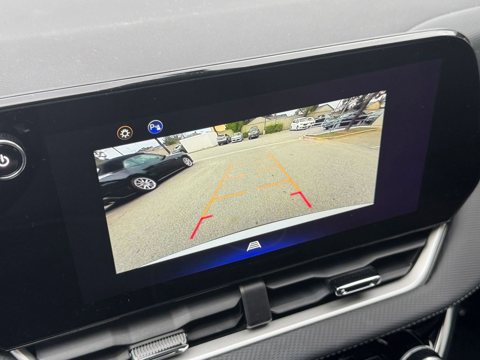 Used 2025 Chevrolet Equinox LT image 17