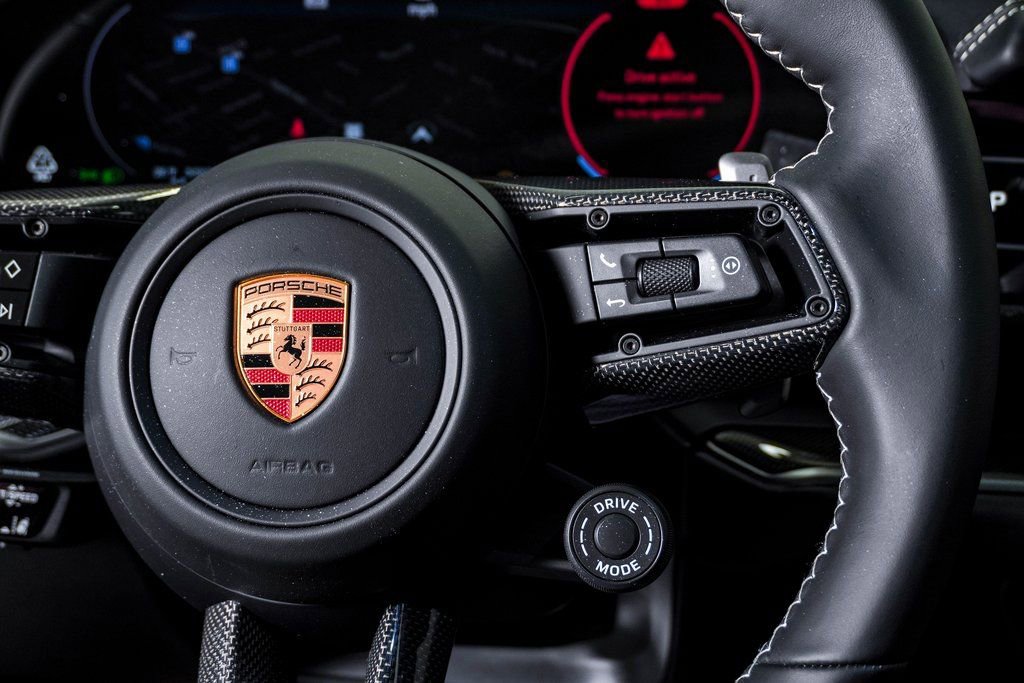 New 2026 Porsche Cayenne S image 19