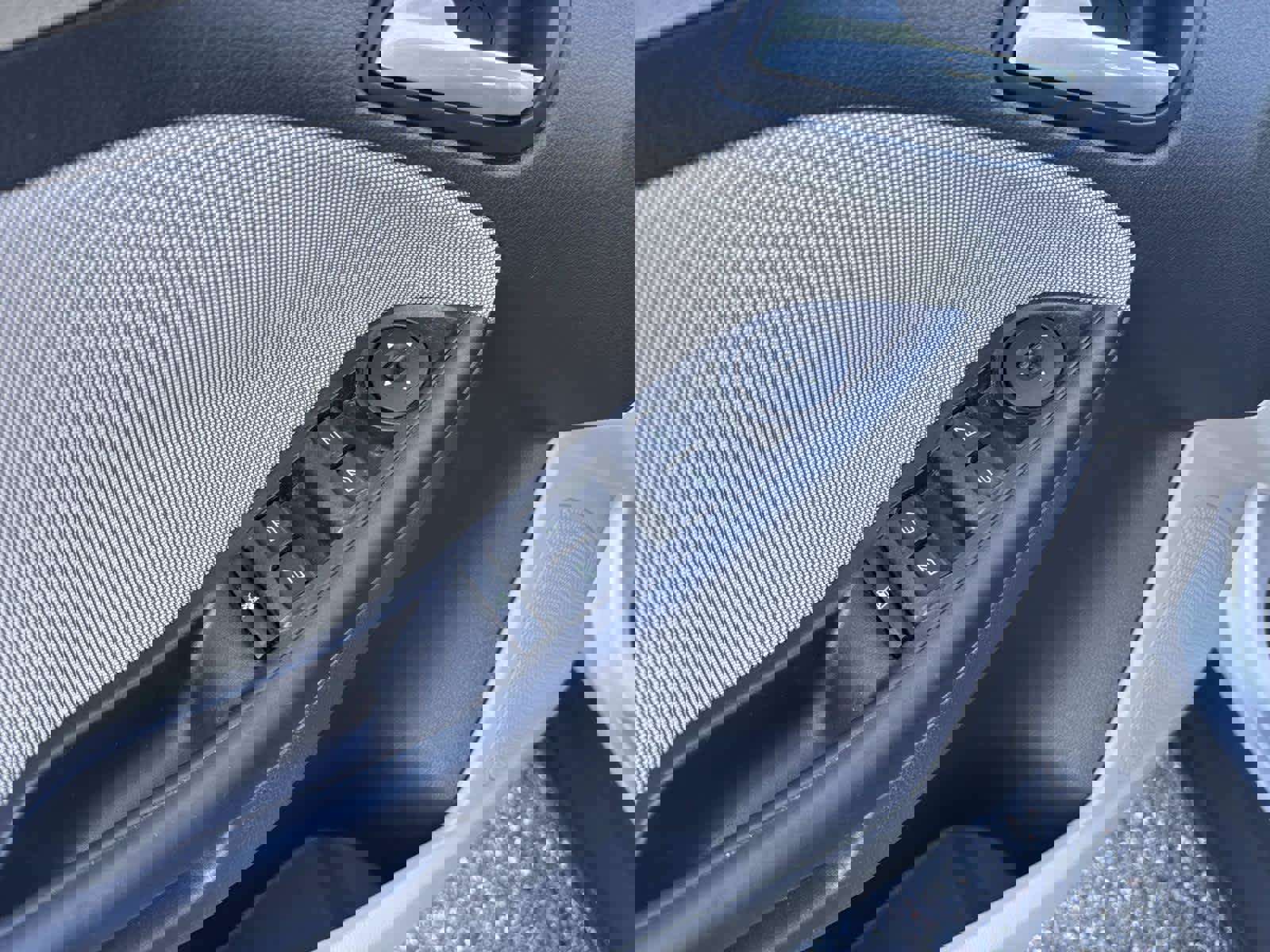 Used 2012 Ford Focus SE image 18