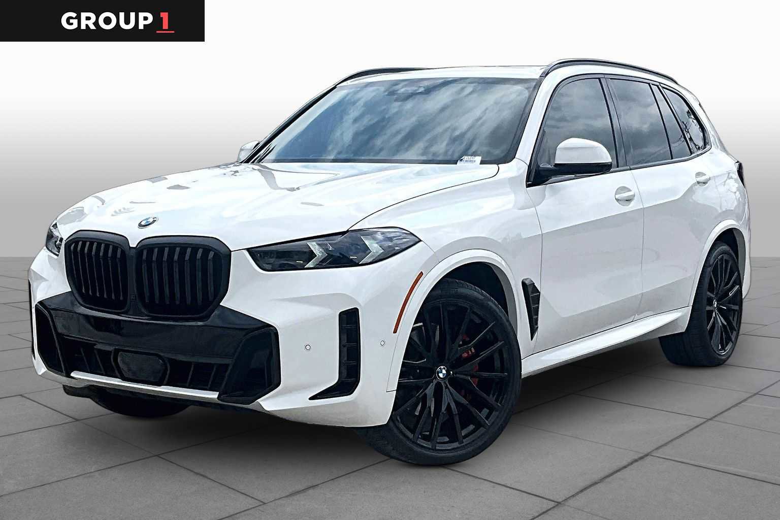 Used 2026 BMW X5 sDrive40i w/ M Sport Package RWD image 1
