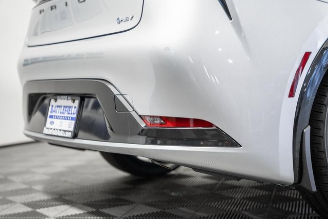 New 2026 Toyota Prius XLE image 9