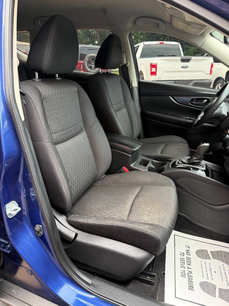Used 2020 Nissan Rogue S FWD image 23