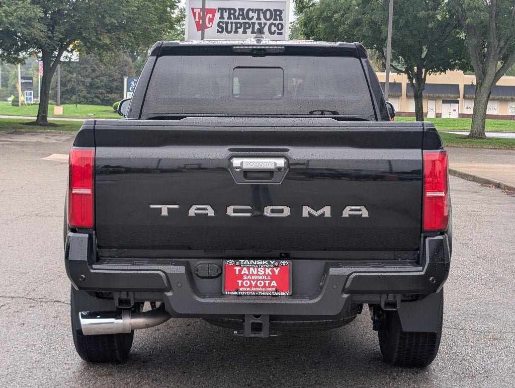 Certified 2026 Toyota Tacoma Limited AWD/4WD image 5