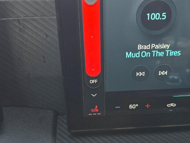 Used 2024 Ford Mustang Coupe RWD image 17