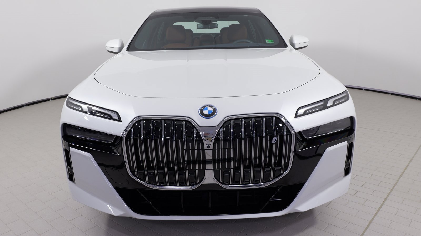 Used 2023 BMW i7 xDrive60 image 6