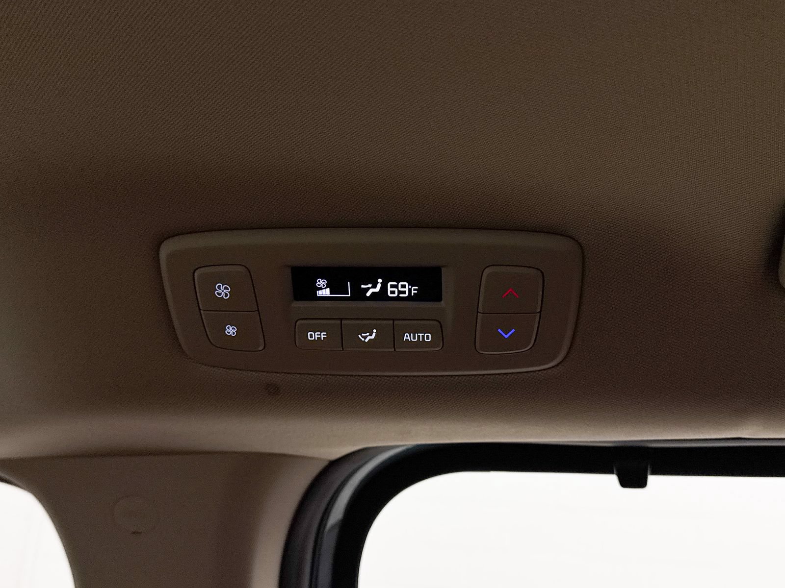 Used 2026 Kia Carnival SX Prestige FWD image 24