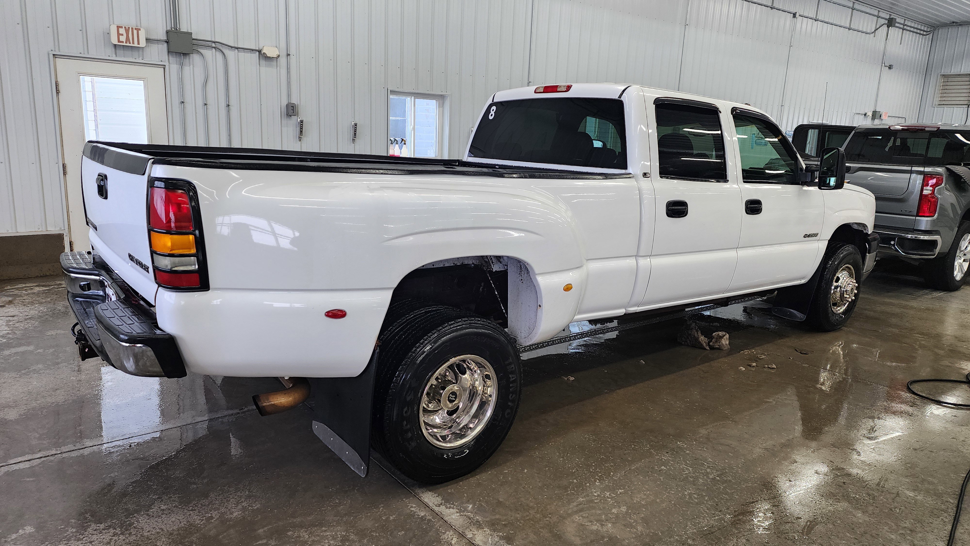 Used 2003 Chevrolet Silverado 3500 LS image 4