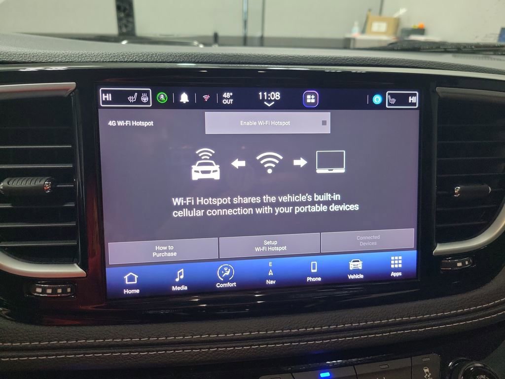 Used 2023 Chrysler Pacifica Limited image 8