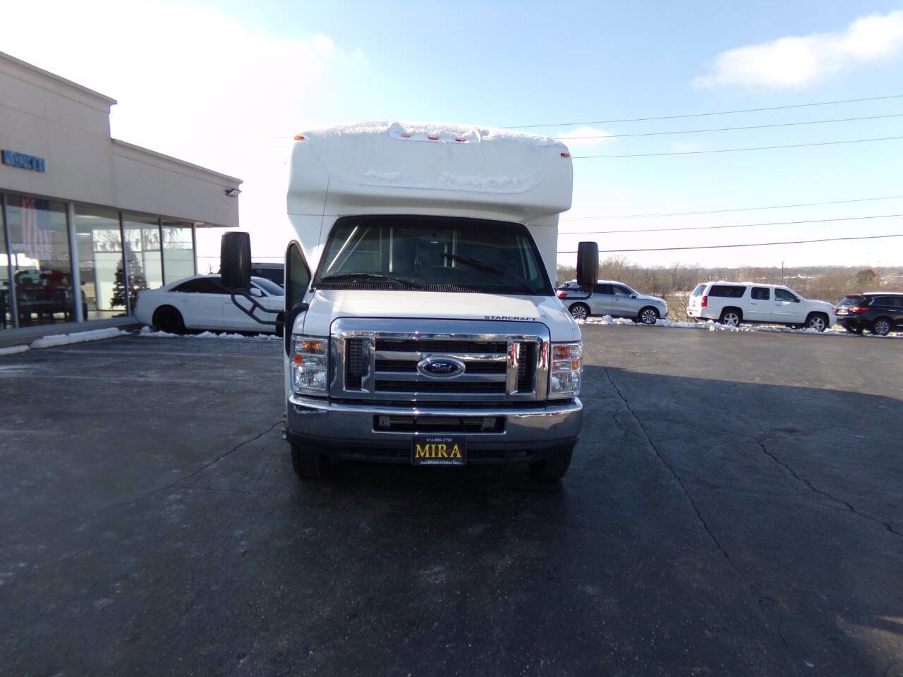 Used 2019 Ford E-450 and Econoline 450 Super Duty w/ Shuttle Bus Prep Package RWD image 4