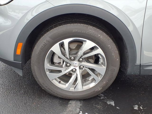 Used 2023 Buick Envision Essence image 30