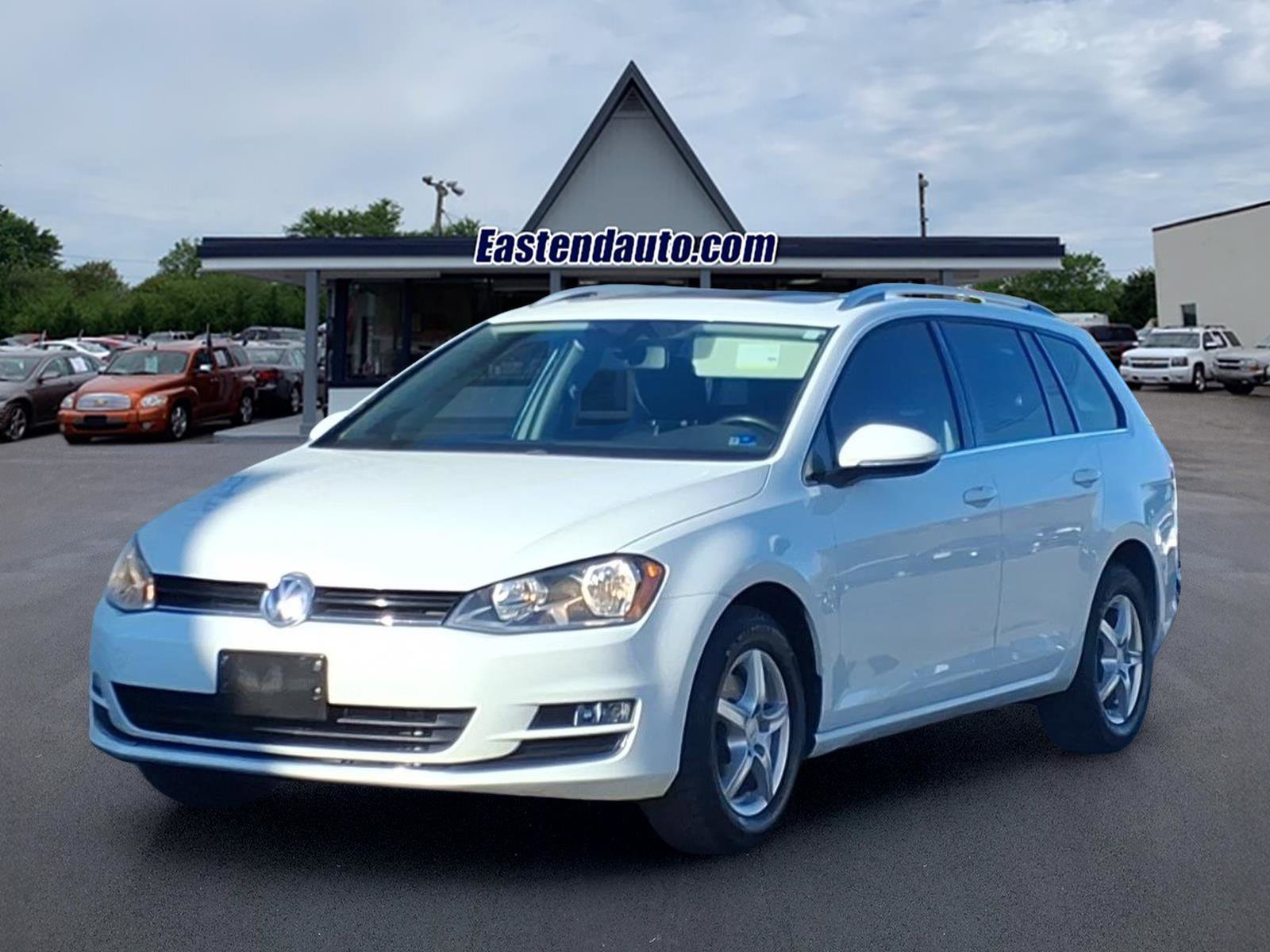 Used 2015 Volkswagen Golf TDI SEL image 1