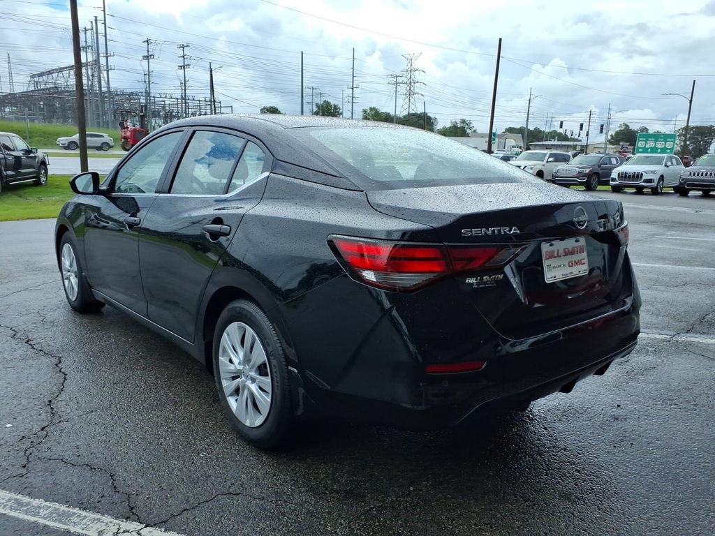 Used 2025 Nissan Sentra S FWD image 5