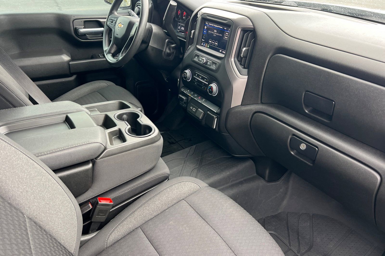 Used 2023 Chevrolet Silverado 1500 Custom AWD/4WD image 15