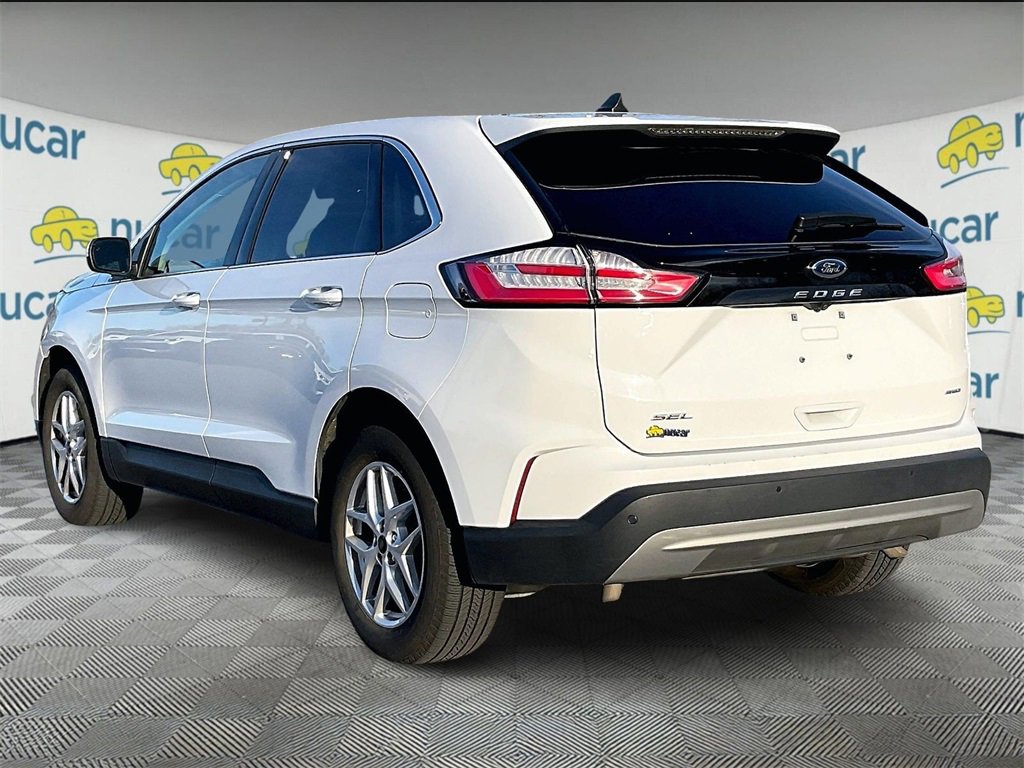 Used 2023 Ford Edge SEL image 4