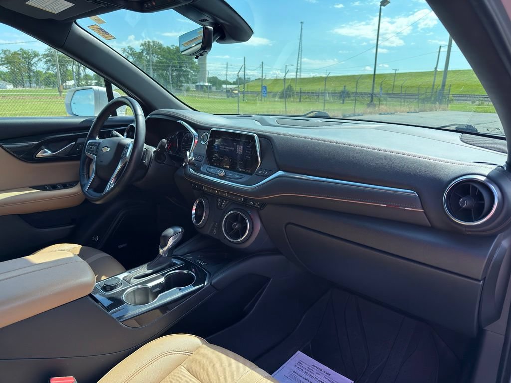 Used 2020 Chevrolet Blazer Premier w/ Driver Confidence II Package FWD image 33