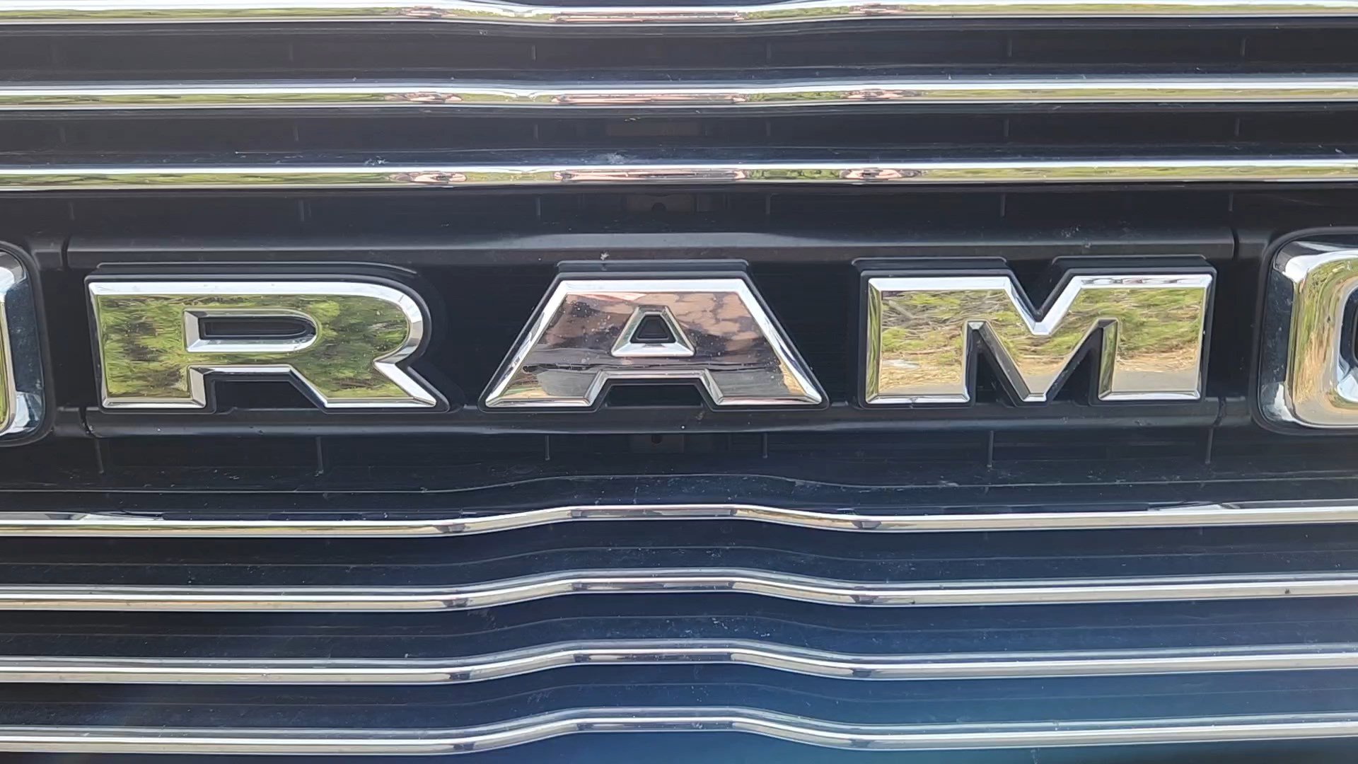 Used 2022 RAM 3500 Laramie image 20