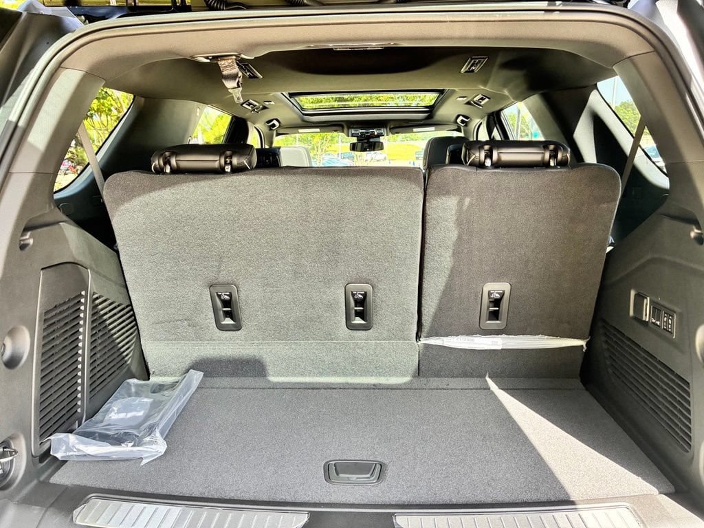 New 2026 Chevrolet Tahoe Premier w/ Sun And Tow Package RWD image 14