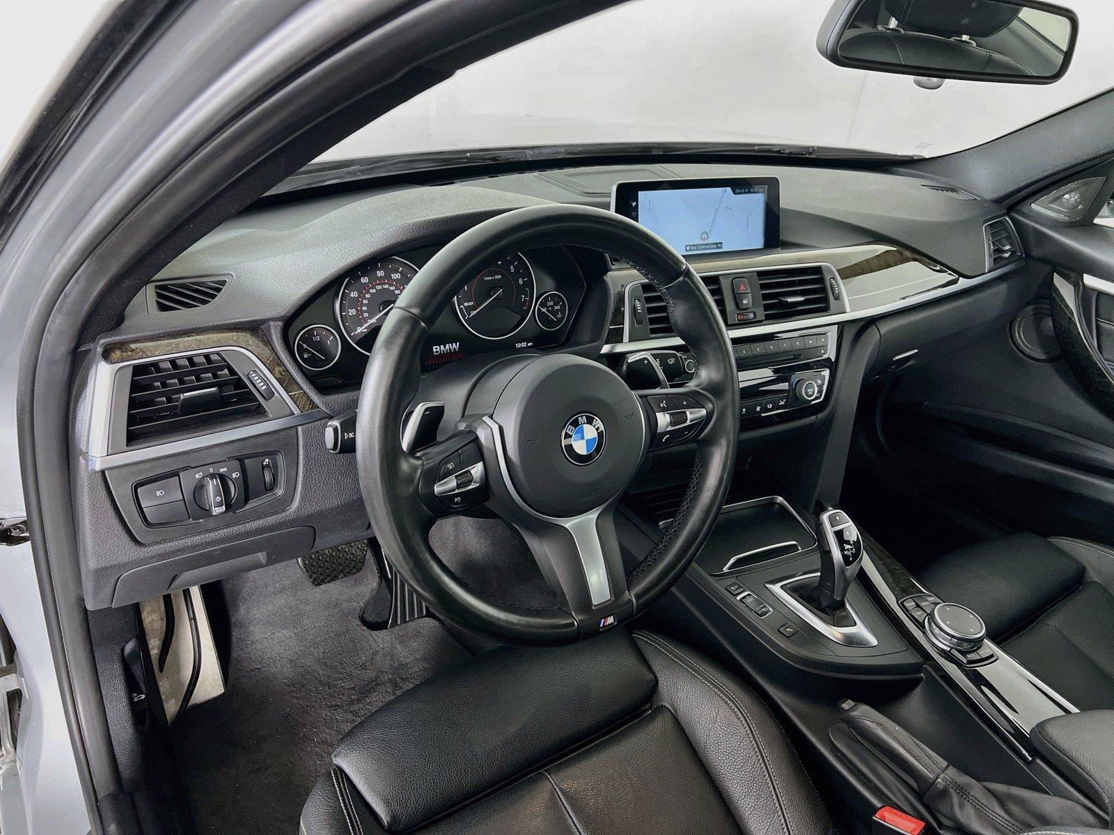 Used 2017 BMW 340i xDrive Sedan AWD/4WD image 10