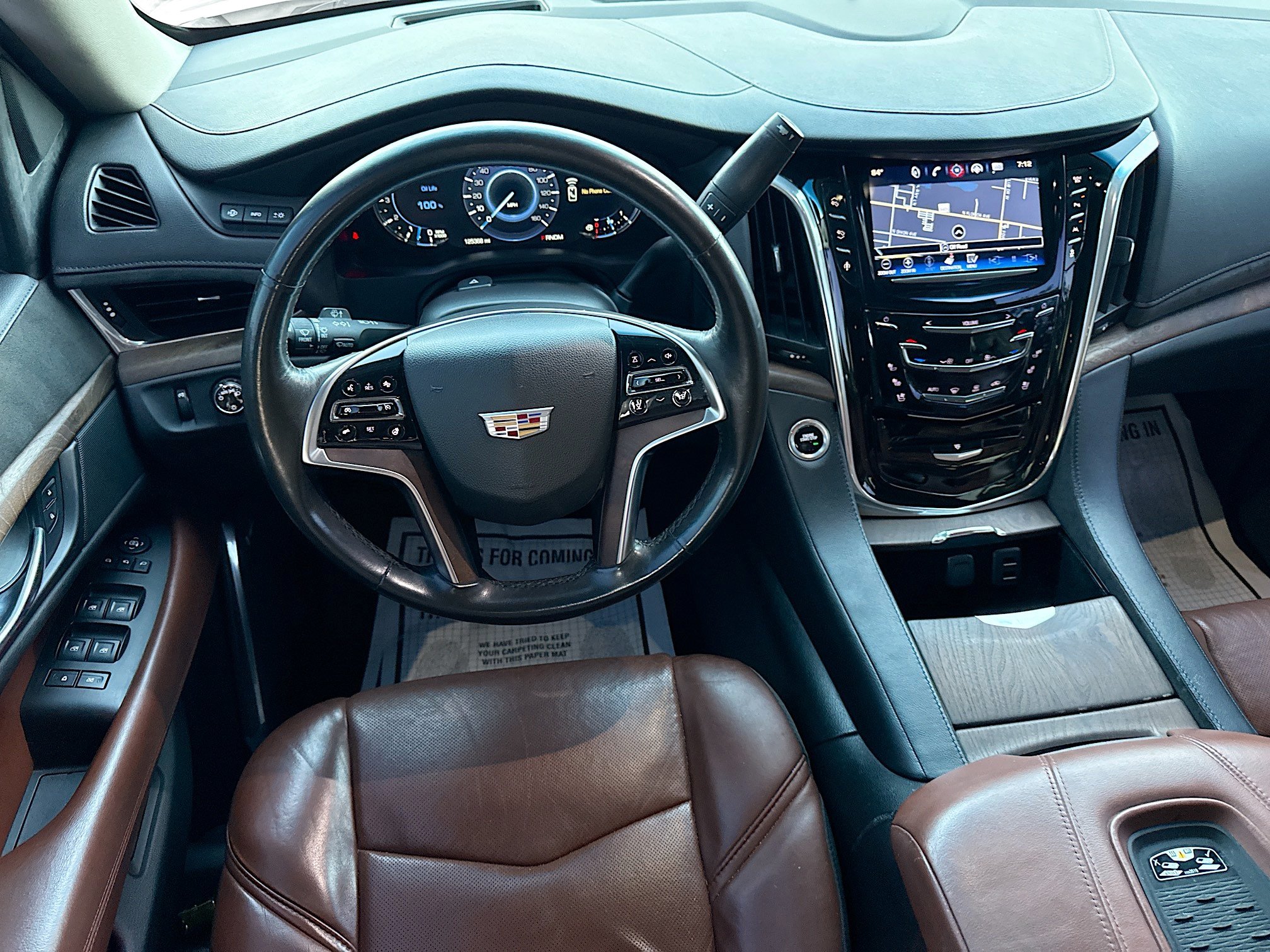 Used 2016 Cadillac Escalade Luxury RWD image 17