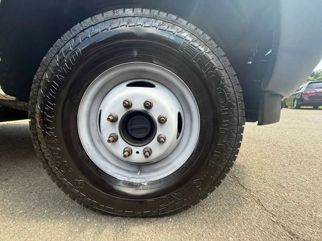 Used 2004 Ford F350 XL AWD/4WD image 20