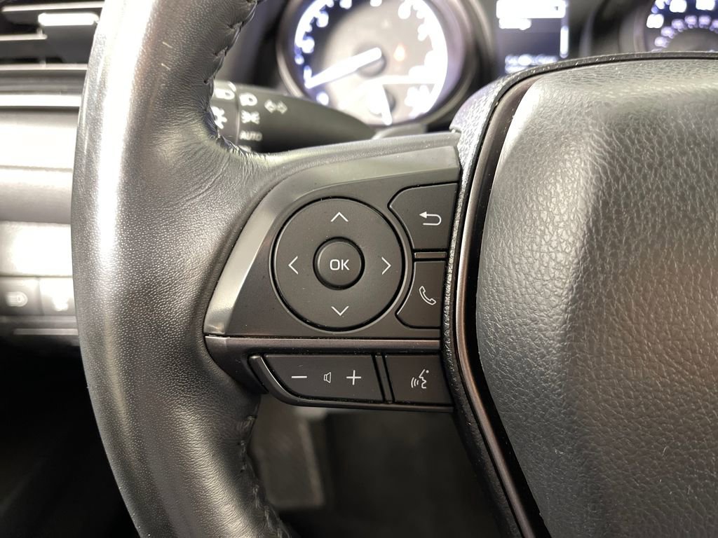 Used 2023 Toyota Camry SE image 29