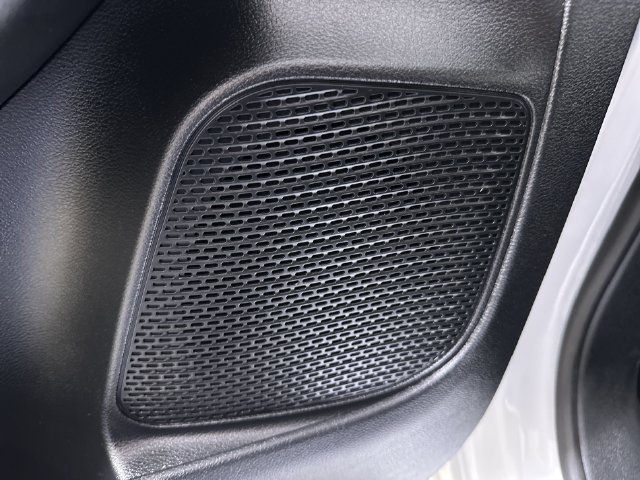 Used 2025 Chrysler Voyager LX FWD image 25