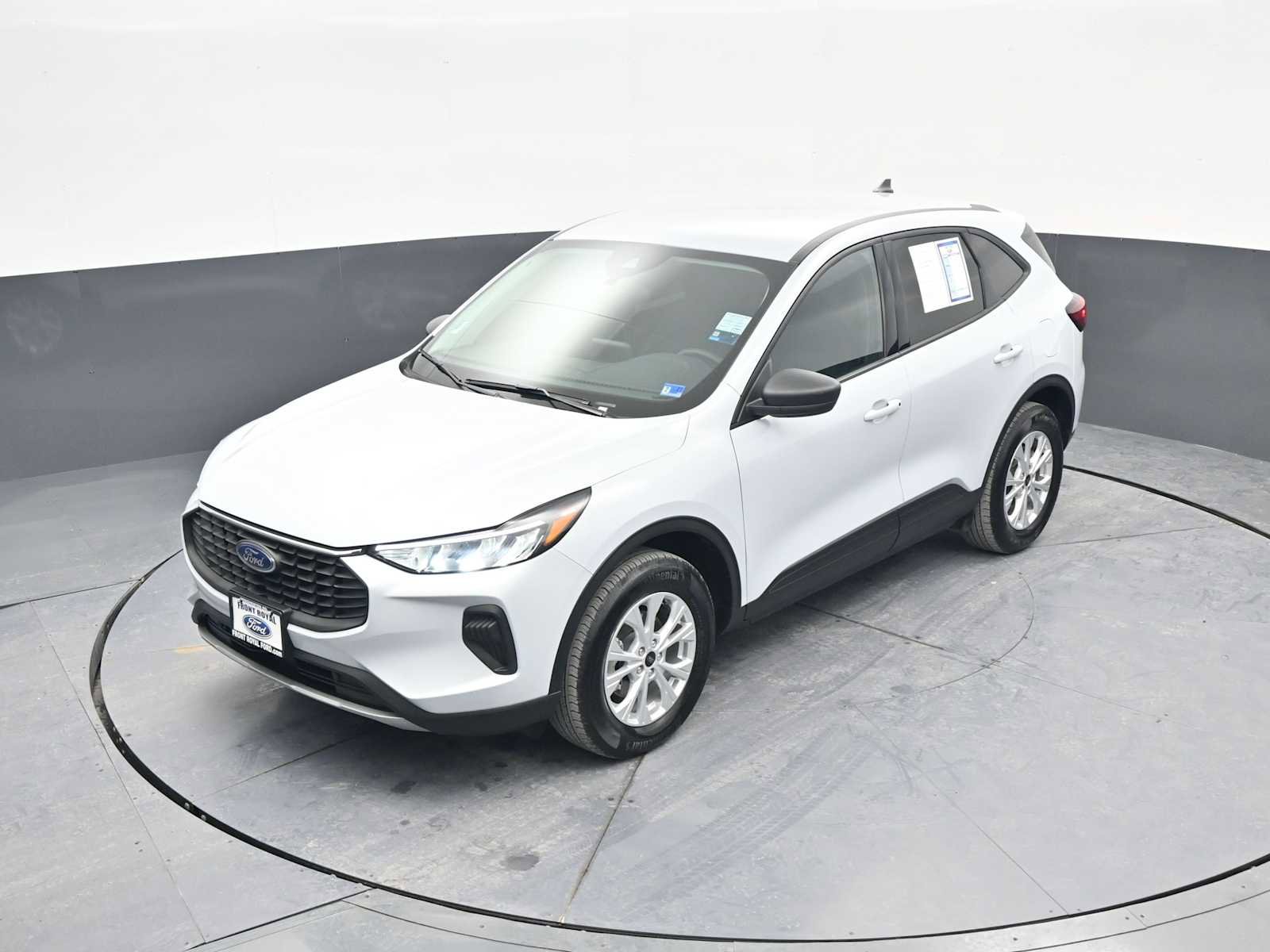 Used 2025 Ford Escape Active image 28