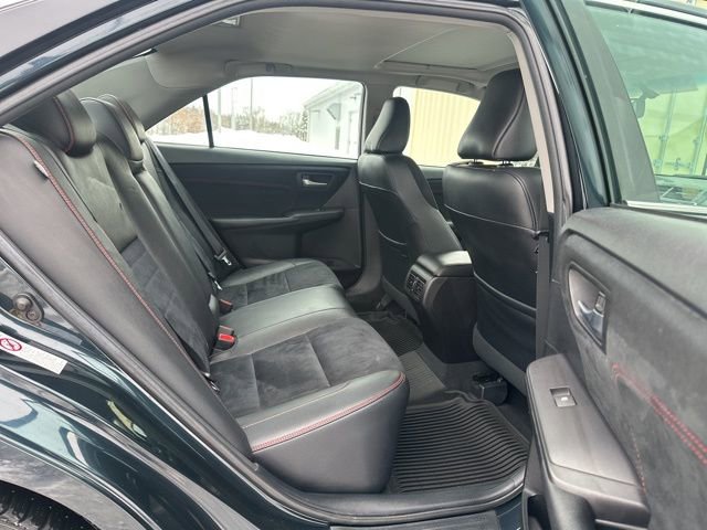 Used 2016 Toyota Camry XSE w/ Moonroof Package image 14